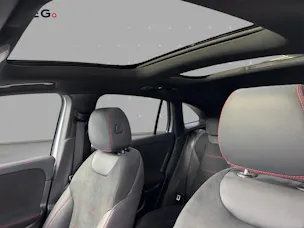 Mercedes-Benz EQA 350 66,5 kWh 4Matic Swiss Star