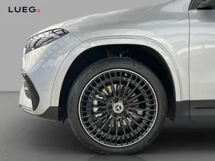 Mercedes-Benz EQA 350 66,5 kWh 4Matic Swiss Star