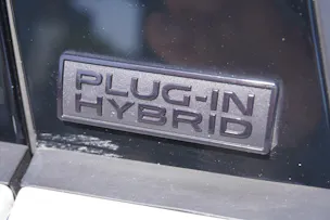 Land Rover Range Rover Evoque P 300e S AT8