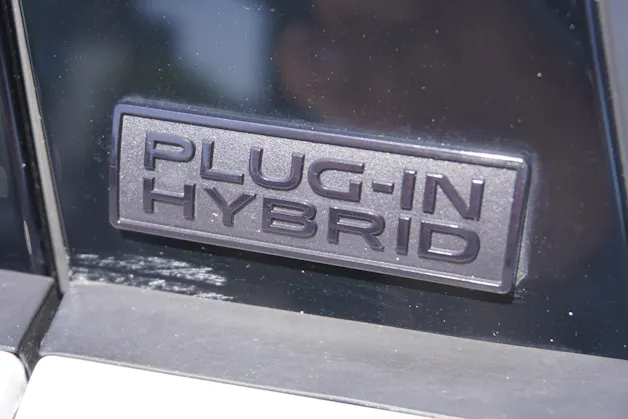 Land Rover Range Rover Evoque P 300e S AT8