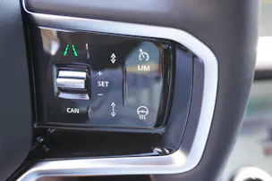 Land Rover Range Rover Evoque P 300e S AT8