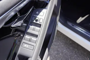 Land Rover Range Rover Evoque P 300e S AT8