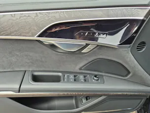 Audi A8 50 TDI quattro tiptronic