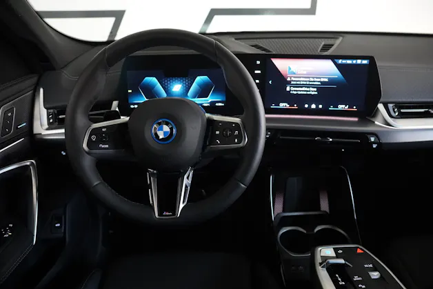 BMW iX2 xDrive 30 M Sport