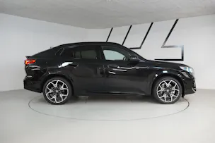 BMW iX2 xDrive 30 M Sport