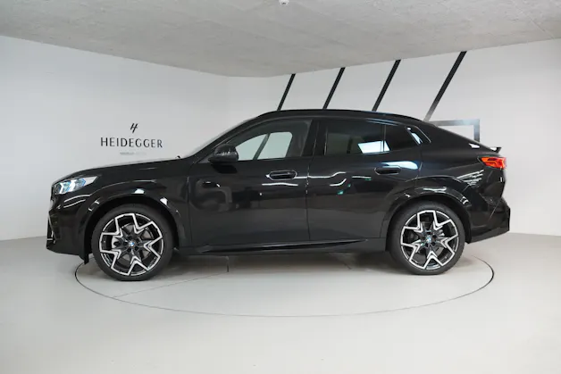 BMW iX2 xDrive 30 M Sport