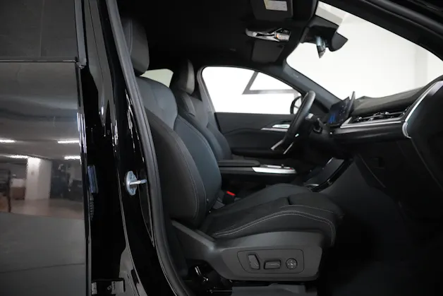 BMW iX2 xDrive 30 M Sport