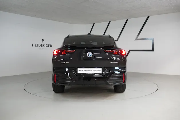 BMW iX2 xDrive 30 M Sport