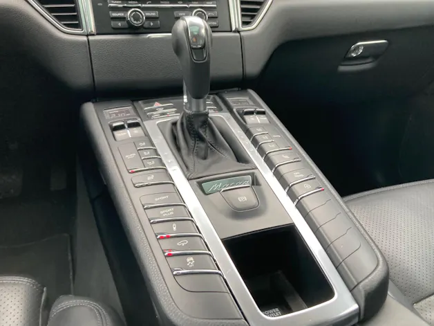 Porsche Macan S