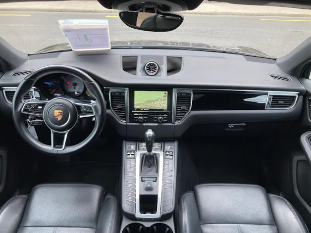 Porsche Macan S