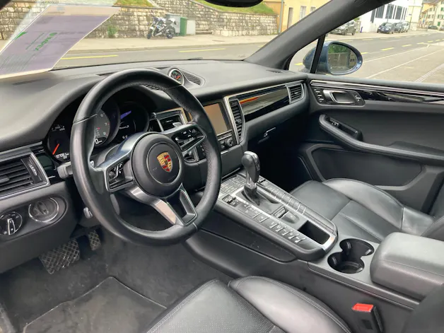 Porsche Macan S
