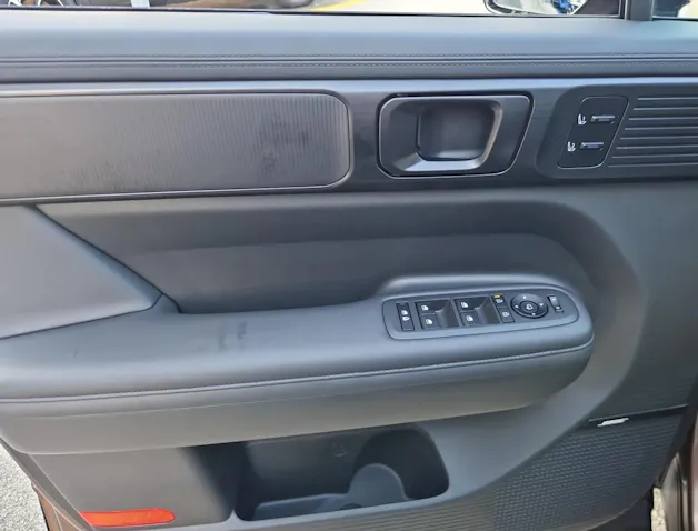 Hyundai Santa Fe 1.6 T-GDi PHEV Calligraphy 4WD Automatic