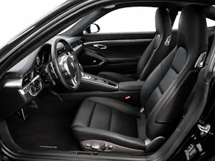 Porsche 911 Carrera 4S PDK 911R-Design