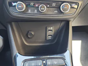Opel Crossland X 1.2i Ultimate Automat