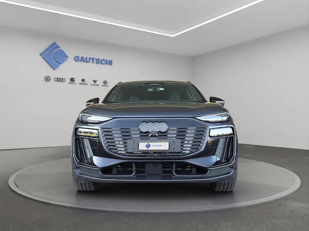 AUDI Q6 e-tron quattro
