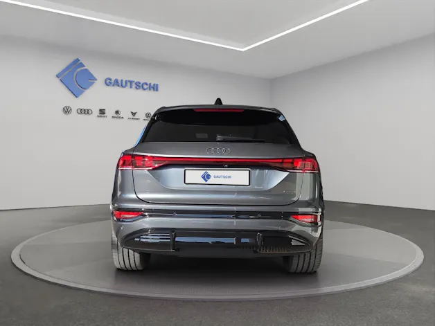 AUDI Q6 e-tron quattro