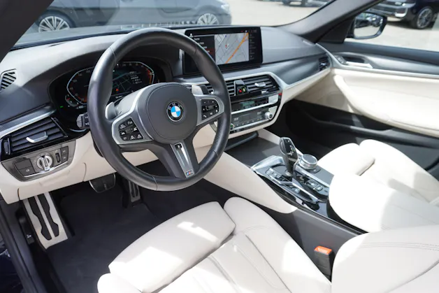 BMW 530i xDrive 48V M Sport Steptronic