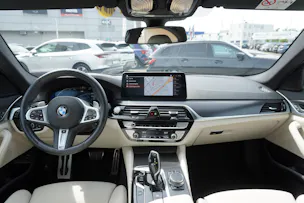 BMW 530i xDrive 48V M Sport Steptronic