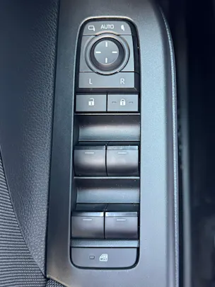 Toyota C-HR 2.0 PHEV CVT Swiss Edition