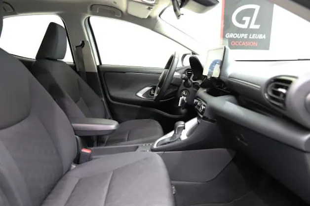 Mazda 2 Hybrid Centre-line