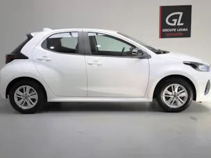 Mazda 2 Hybrid Centre-line
