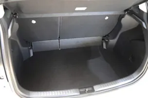 Mazda 2 Hybrid Centre-line