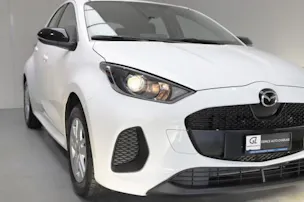 Mazda 2 Hybrid Centre-line