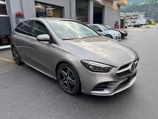 Mercedes-Benz B 220 4Matic AMG Line