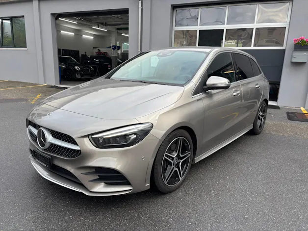 Mercedes-Benz B 220 4Matic AMG Line