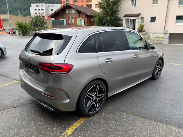 Mercedes-Benz B 220 4Matic AMG Line