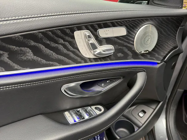 Mercedes-Benz E 300 de T 4M AMG Line