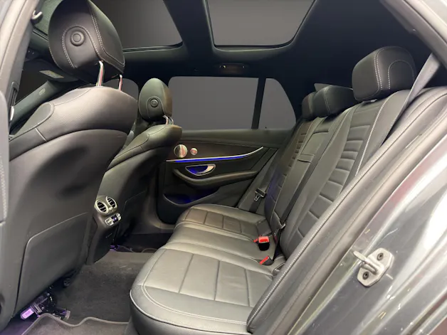 Mercedes-Benz E 300 de T 4M AMG Line
