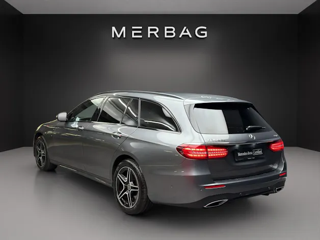 Mercedes-Benz E 300 de T 4M AMG Line