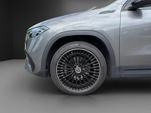 Mercedes-Benz EQA 300 AMG Line 4Matic