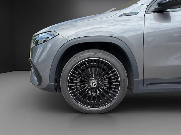 Mercedes-Benz EQA 300 AMG Line 4Matic