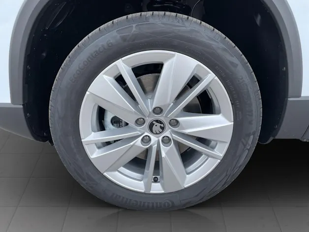 Škoda Karoq 1.5 TSI Selection DSG
