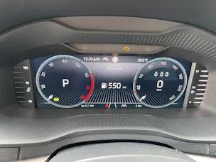 Škoda Karoq 1.5 TSI Selection DSG