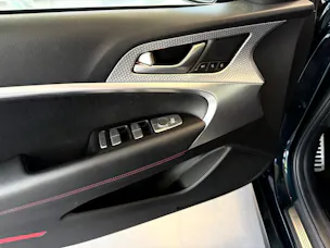 Genesis G70 2.0 TGDI Sport AT8 AWD