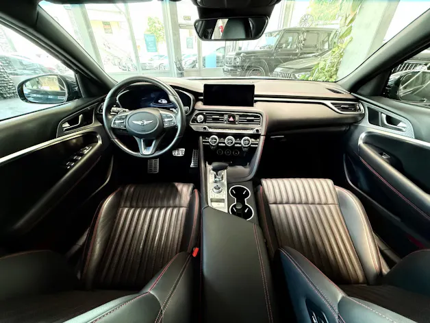 Genesis G70 2.0 TGDI Sport AT8 AWD