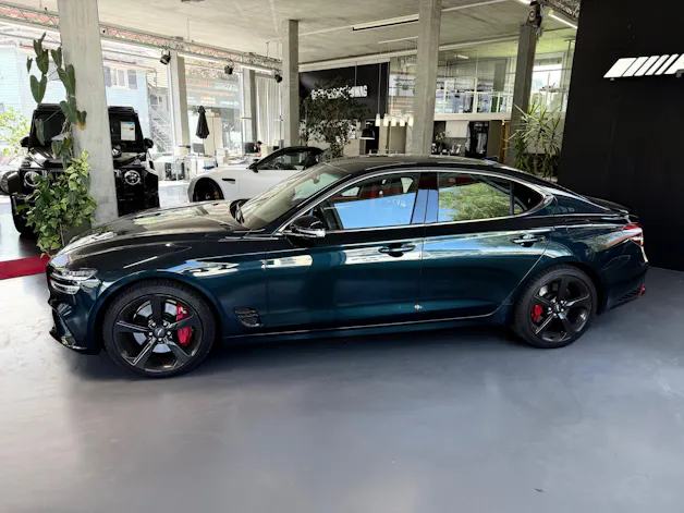Genesis G70 2.0 TGDI Sport AT8 AWD