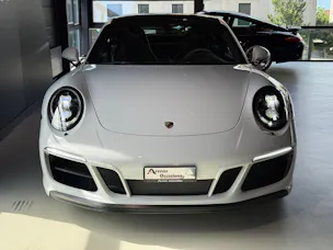 Porsche 911 Carrera 4 GTS PDK
