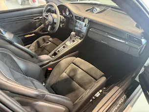Porsche 911 Carrera 4 GTS PDK