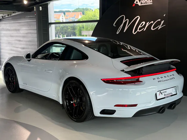 Porsche 911 Carrera 4 GTS PDK