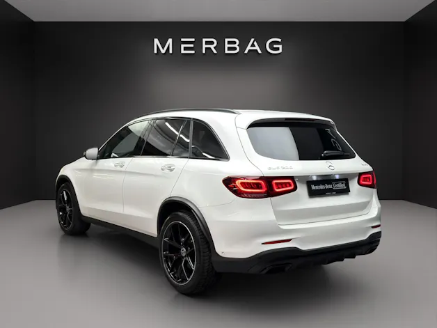 MERCEDES-BENZ GLC 200 AMG Line 4Matic