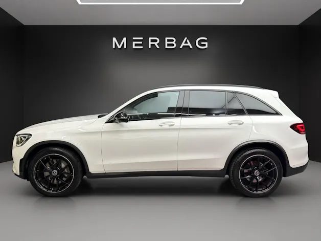 MERCEDES-BENZ GLC 200 AMG Line 4Matic