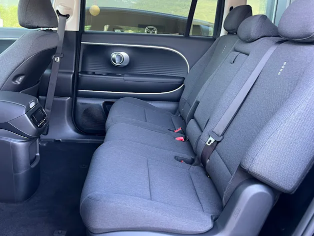 Hyundai Ioniq 9 110kWh Amplia 4WD