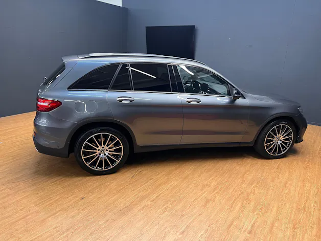 Mercedes-Benz GLC 300 4Matic AMG Line 9G-Tronic