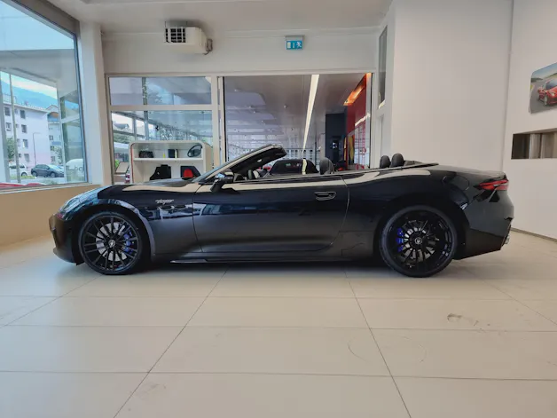 Maserati GranCabrio Trofeo