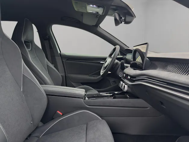 SKODA Superb Combi 1.5 TSI PHEV Sportline DSG