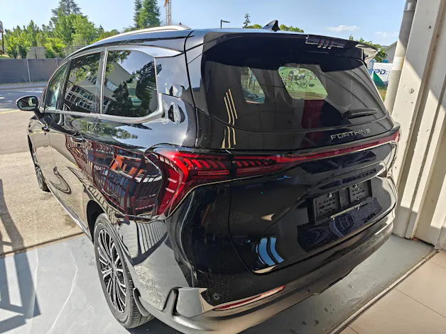 FORTHING 4 U-Tour 1.5 T GDI PHEV